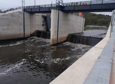 Calverley Weir flood gate in Leeds - designed, fabricated and installed by Qualter Hall